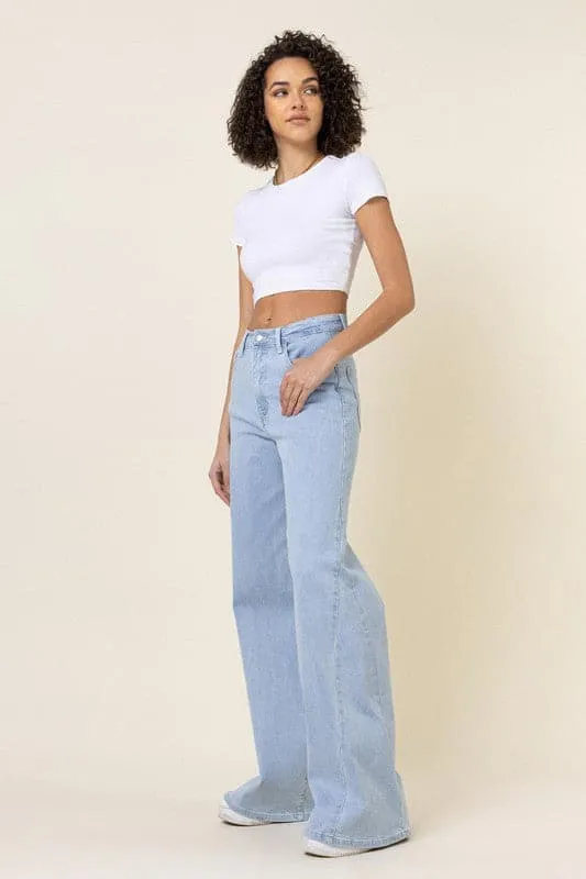 Carefree Low-Rise Baggy Jeans