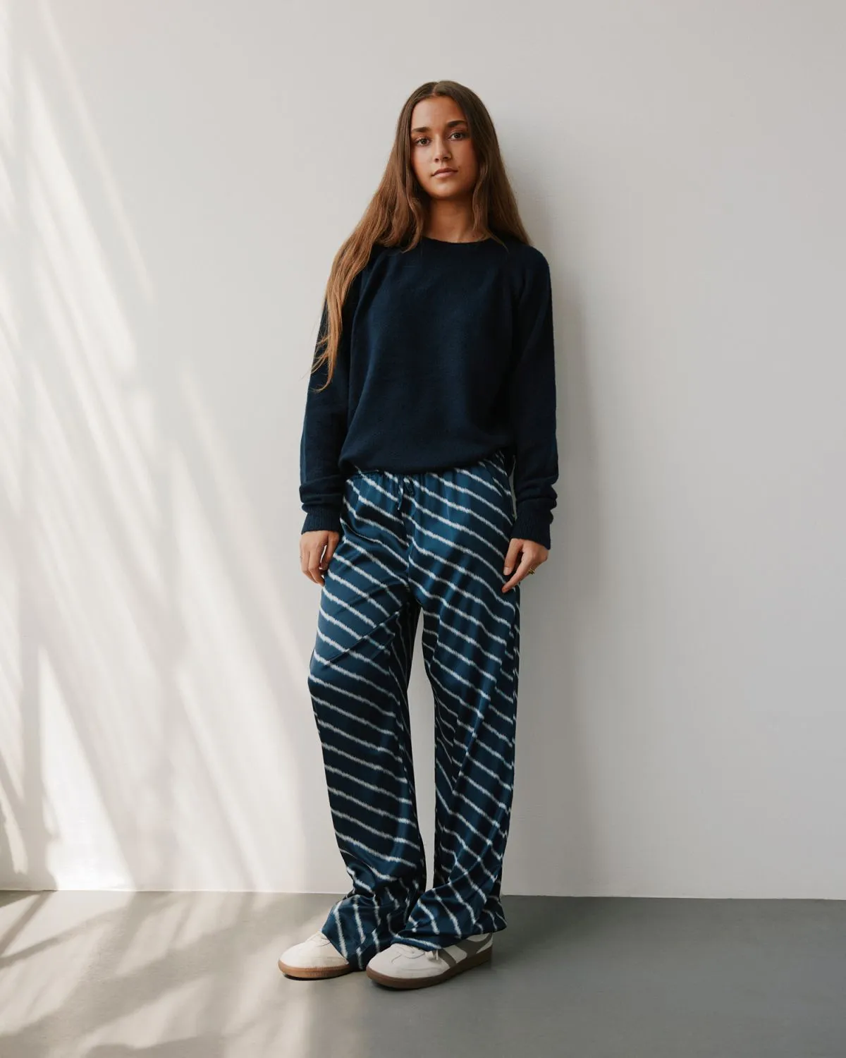 FIASY HIGH WAIST TROUSERS - Navy Blue