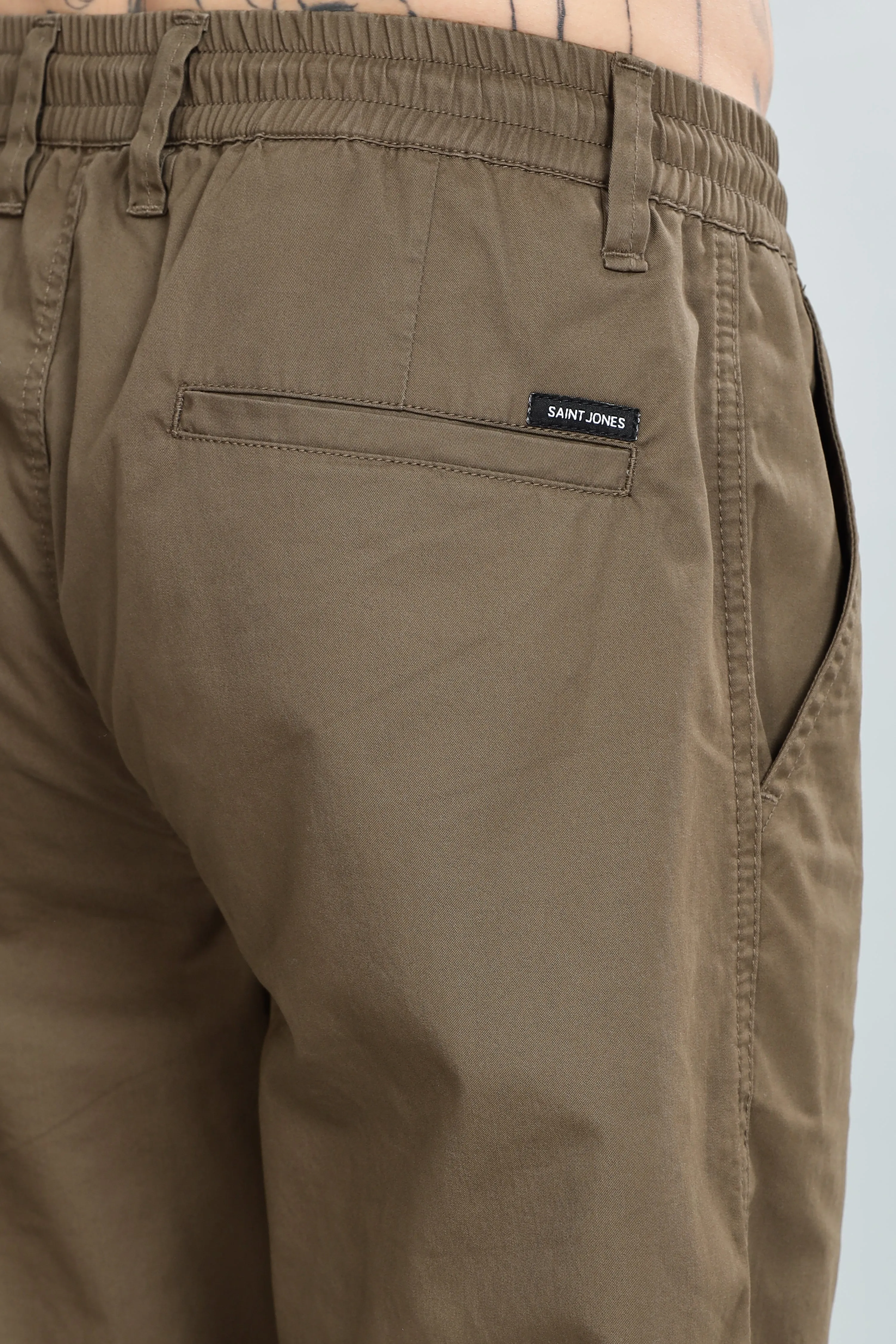SAINTJONES LIGHT BROWN STRAIGHT PANTS.